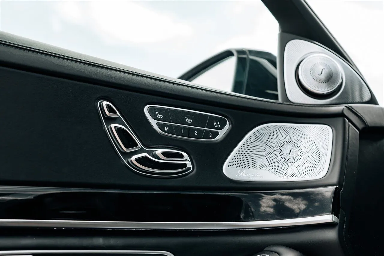 Mercedes-Benz S-Class photo 23
