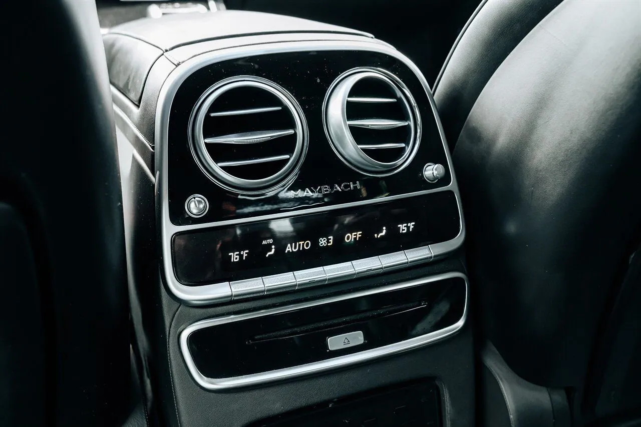 Mercedes-Benz S-Class photo 53