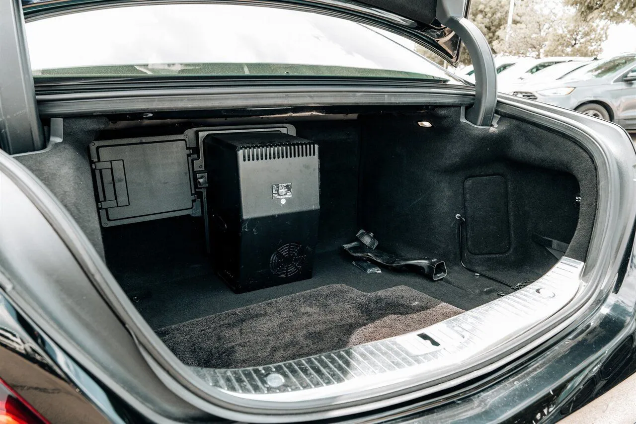 Mercedes-Benz S-Class photo 58