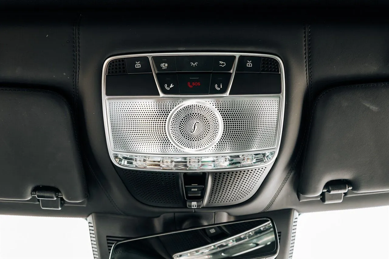 Mercedes-Benz S-Class photo 43