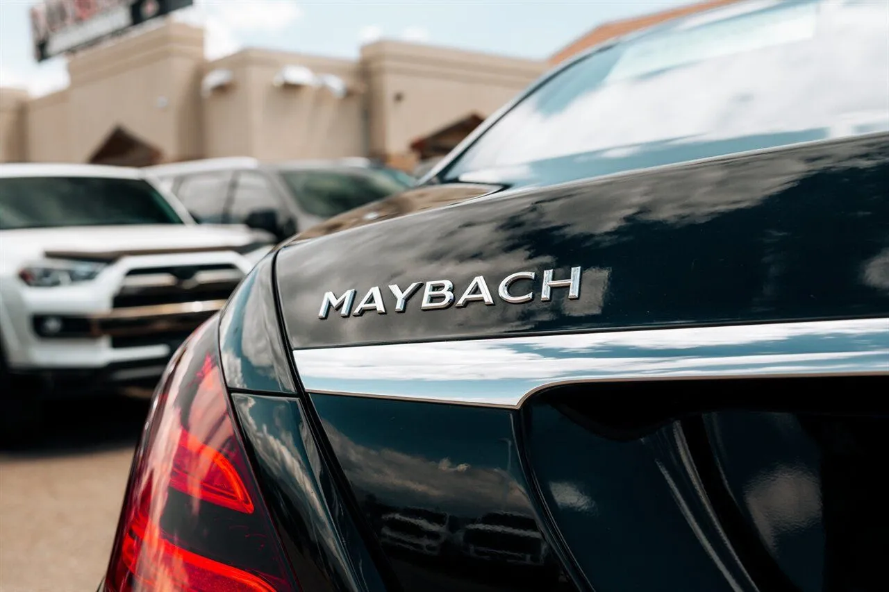 Mercedes-Benz S-Class photo 16