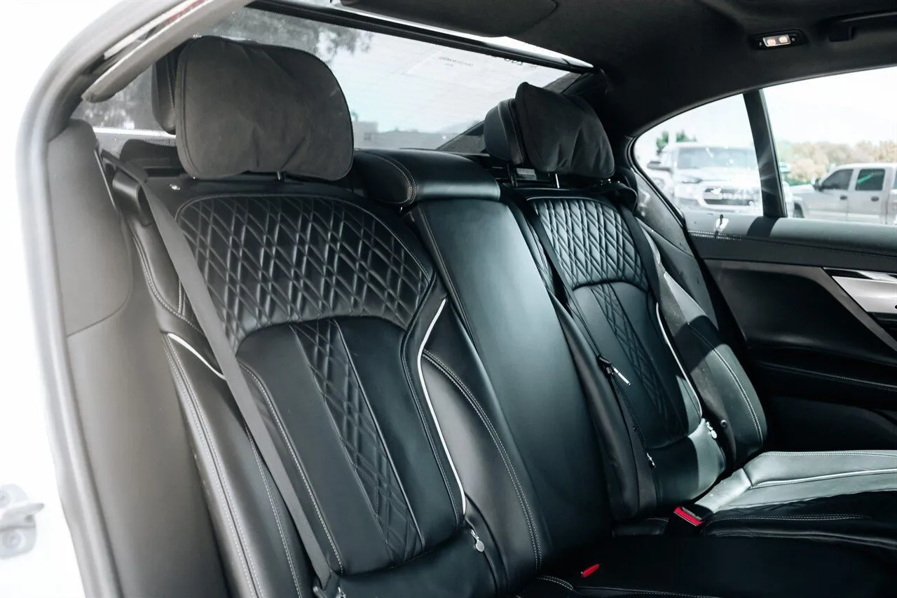 BMW 7 Series photo 47