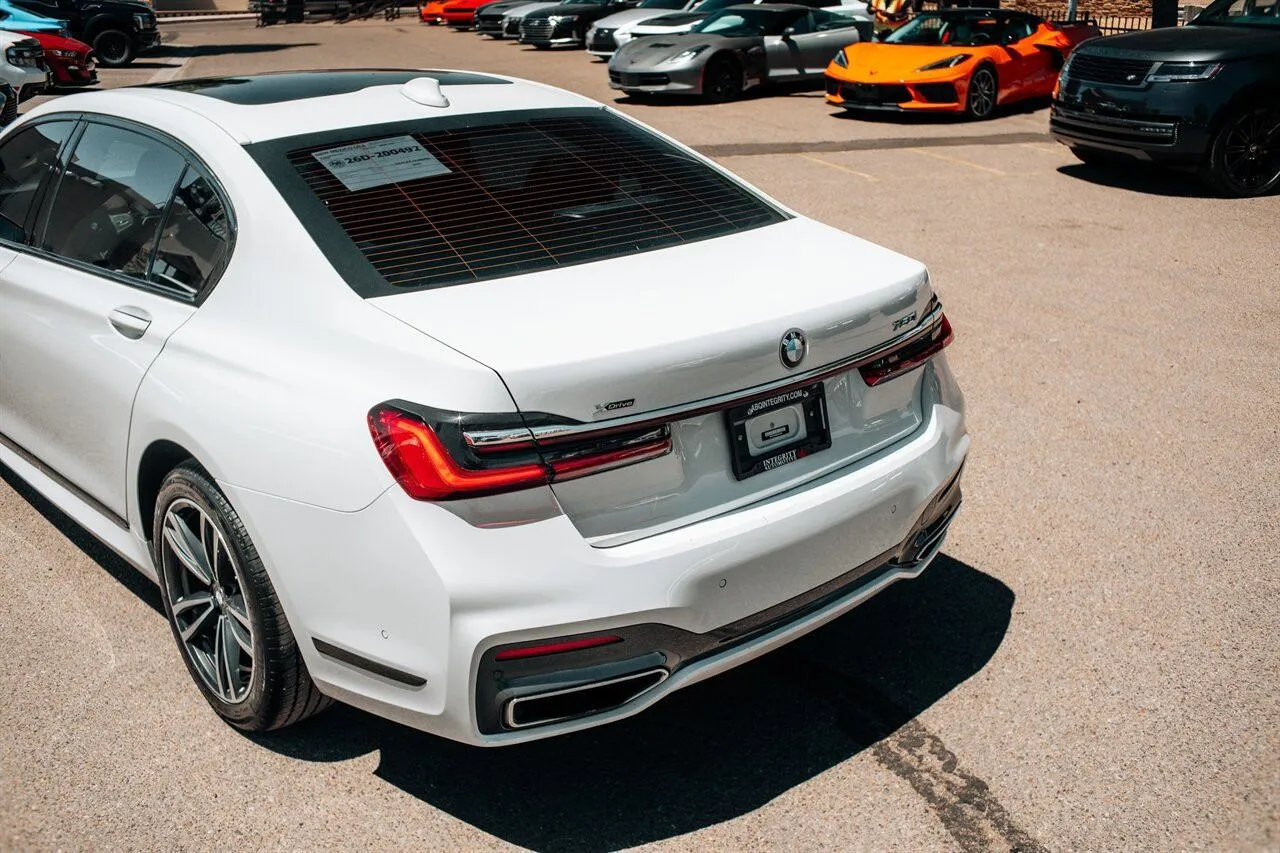 BMW 7 Series photo 15