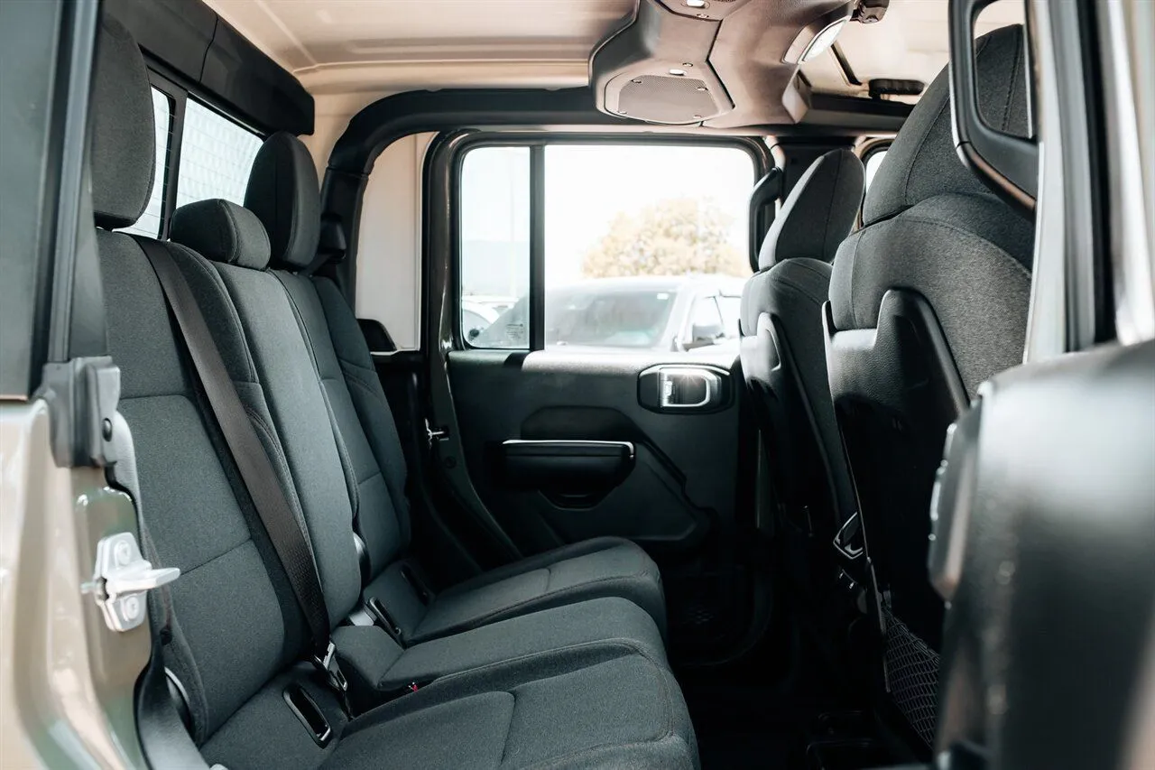 Jeep Gladiator photo 49