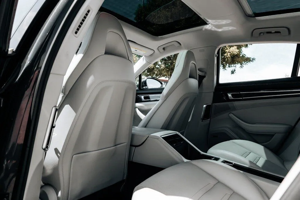 Porsche Panamera photo 44