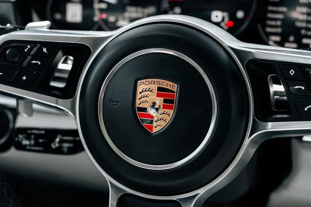 Porsche Panamera photo 26