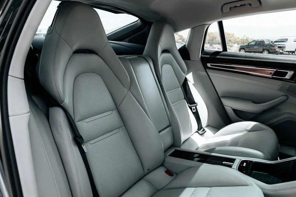 Porsche Panamera photo 56