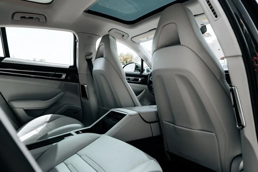 Porsche Panamera photo 54