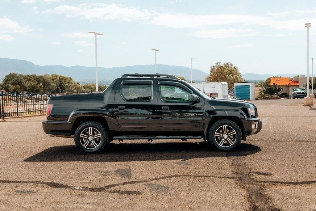 Honda Ridgeline photo 8