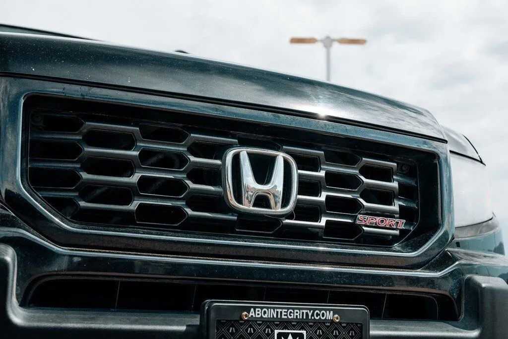 Honda Ridgeline photo 10
