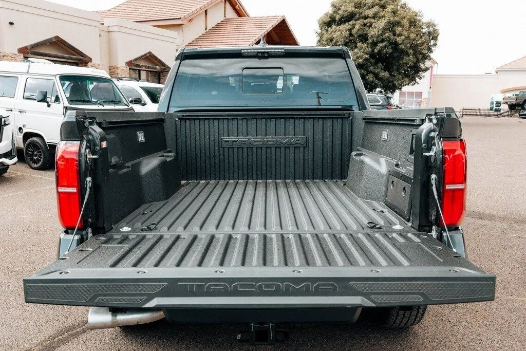 Toyota Tacoma photo 52