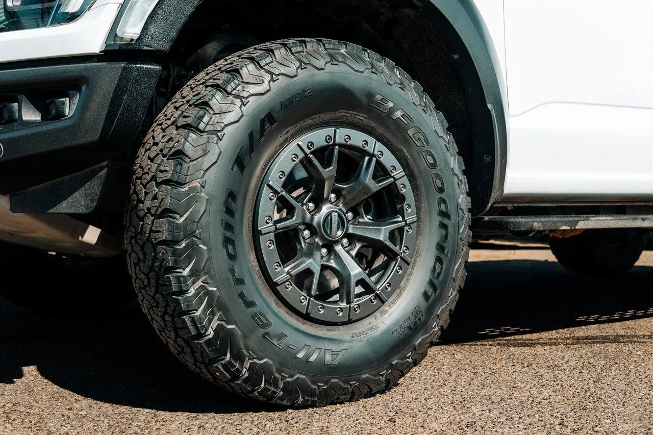 Ford F-150 photo 12