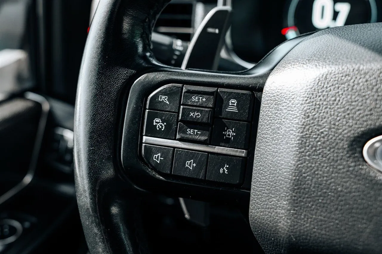 Ford F-150 photo 29