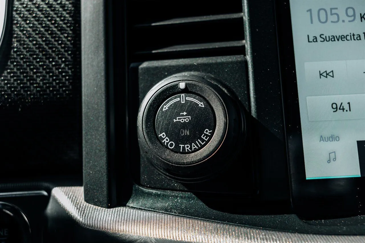Ford F-150 photo 35