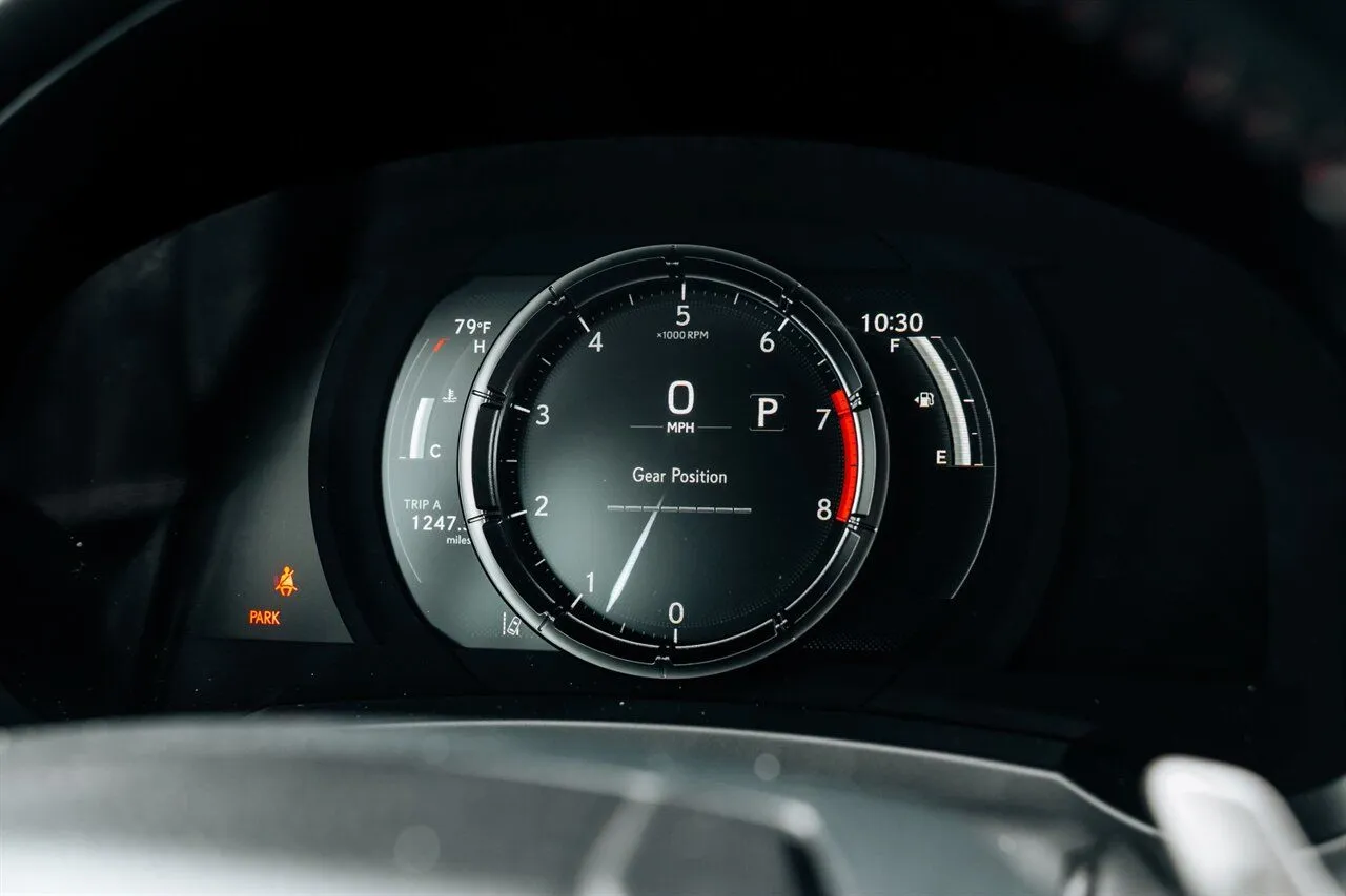 Lexus RC photo 28