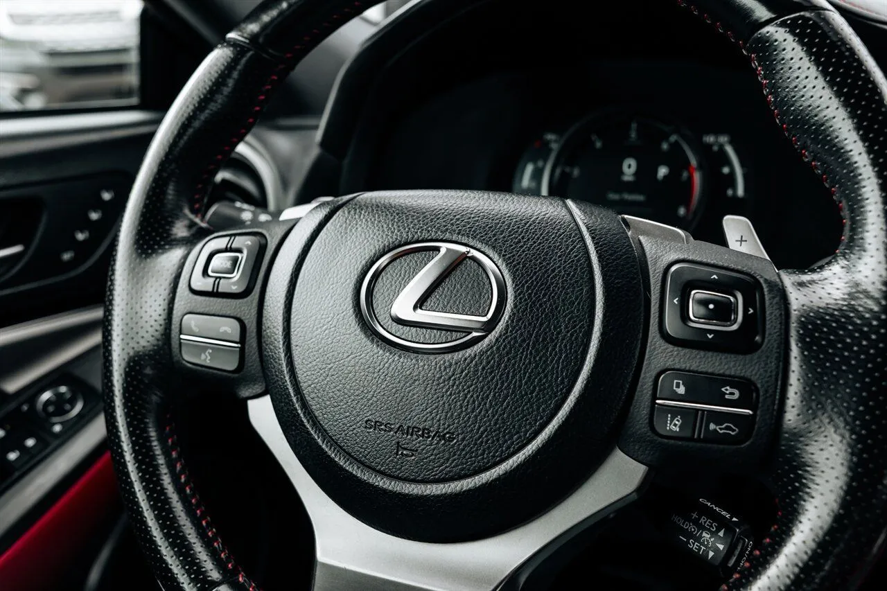 Lexus RC photo 25