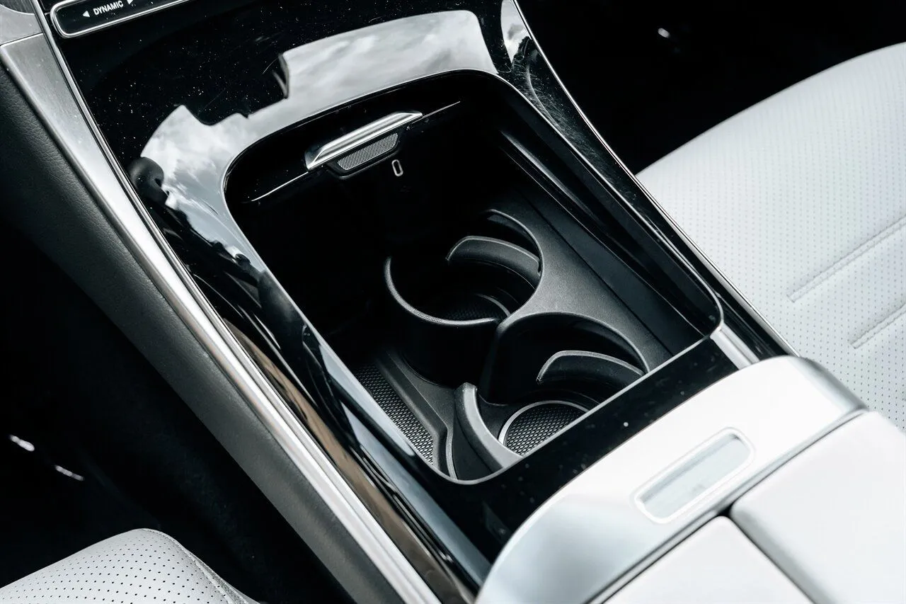 Mercedes-Benz GLC photo 39