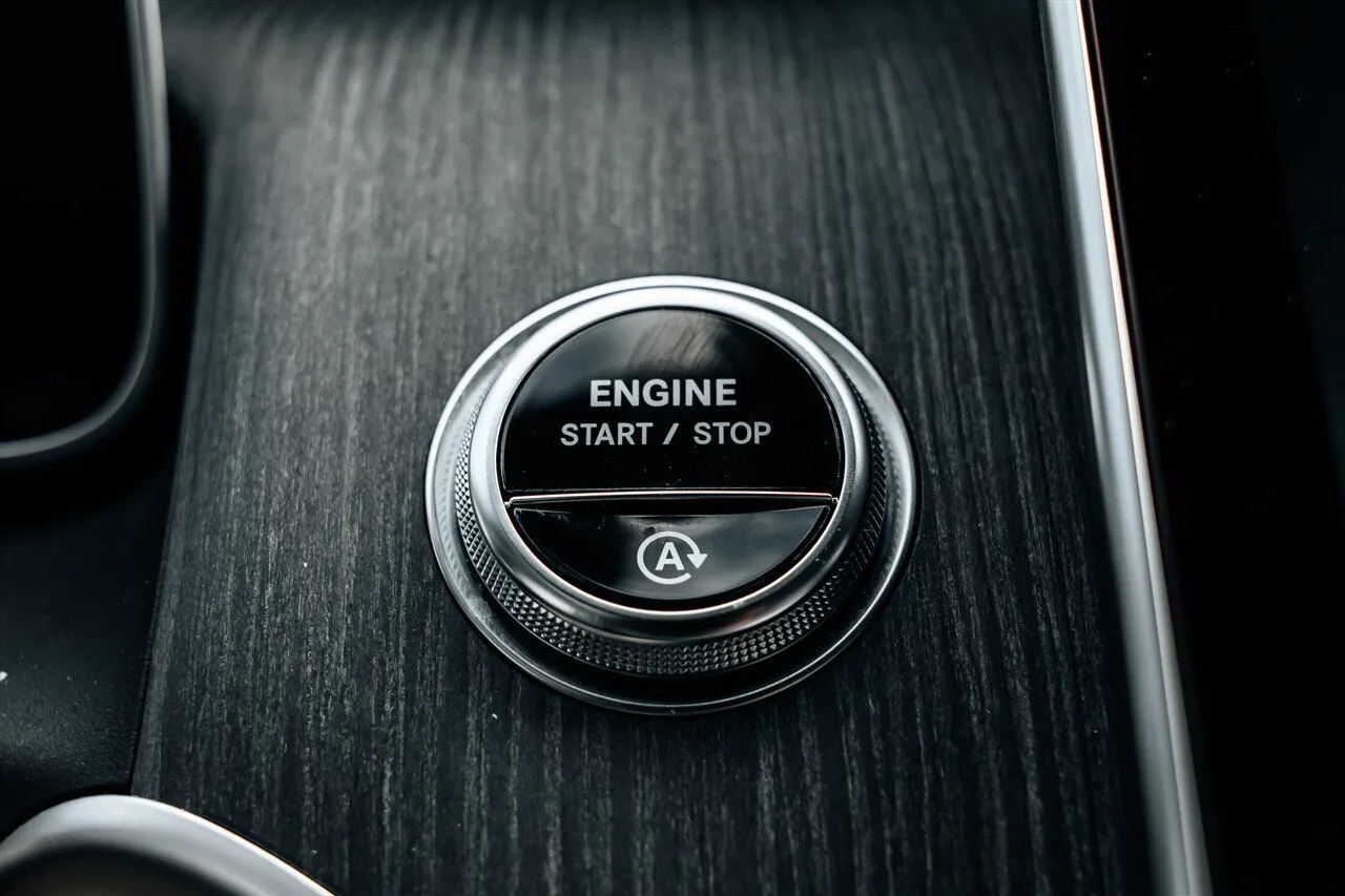 Mercedes-Benz GLC photo 34
