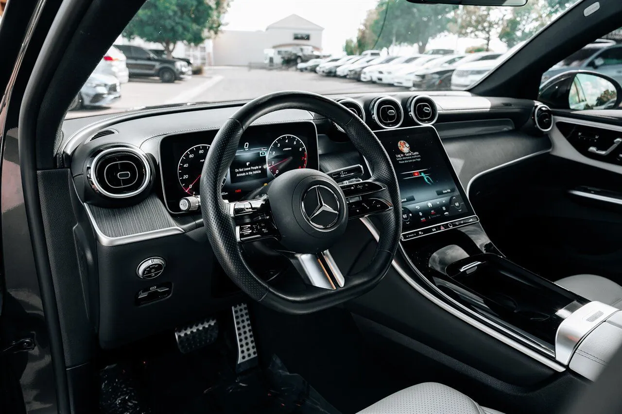 Mercedes-Benz GLC photo 19