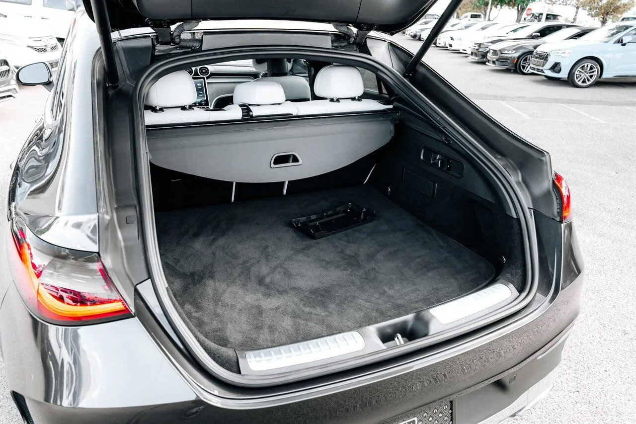 Mercedes-Benz GLC photo 47