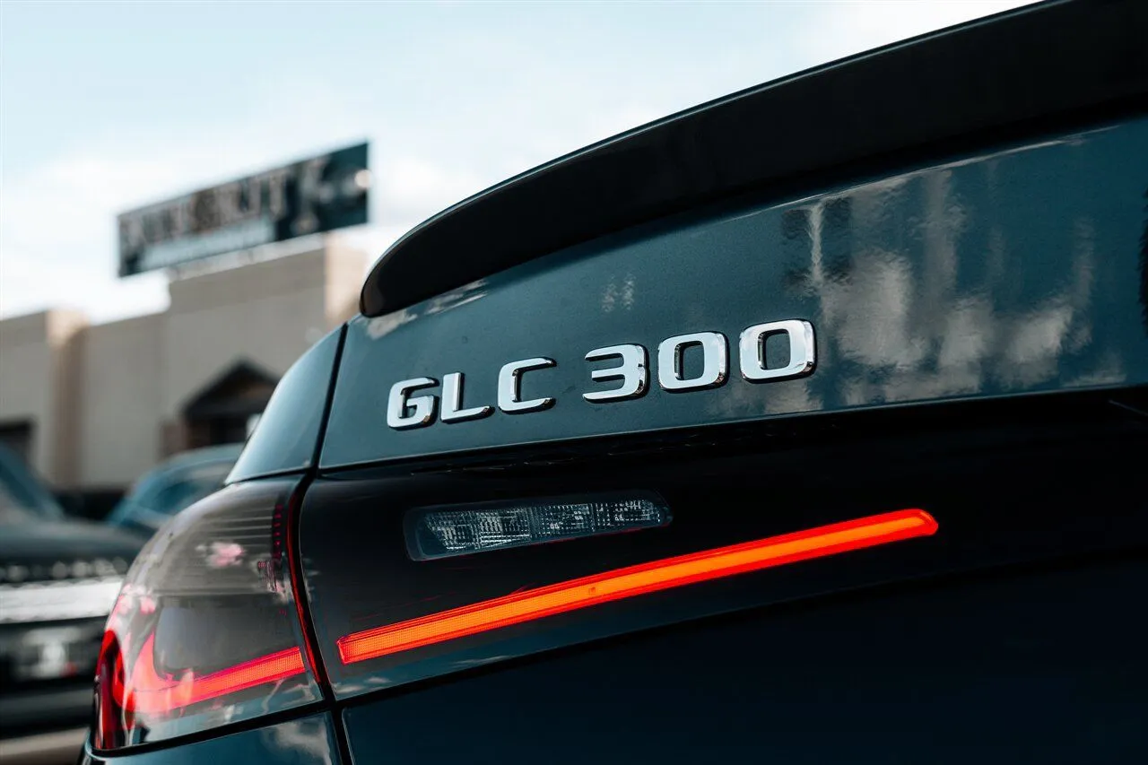 Mercedes-Benz GLC photo 15