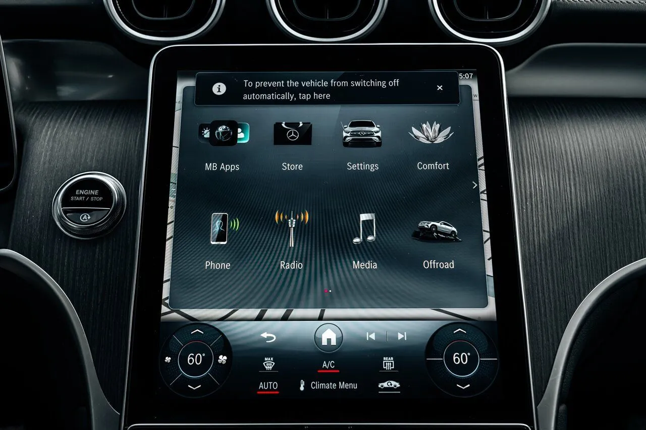 Mercedes-Benz GLC photo 38