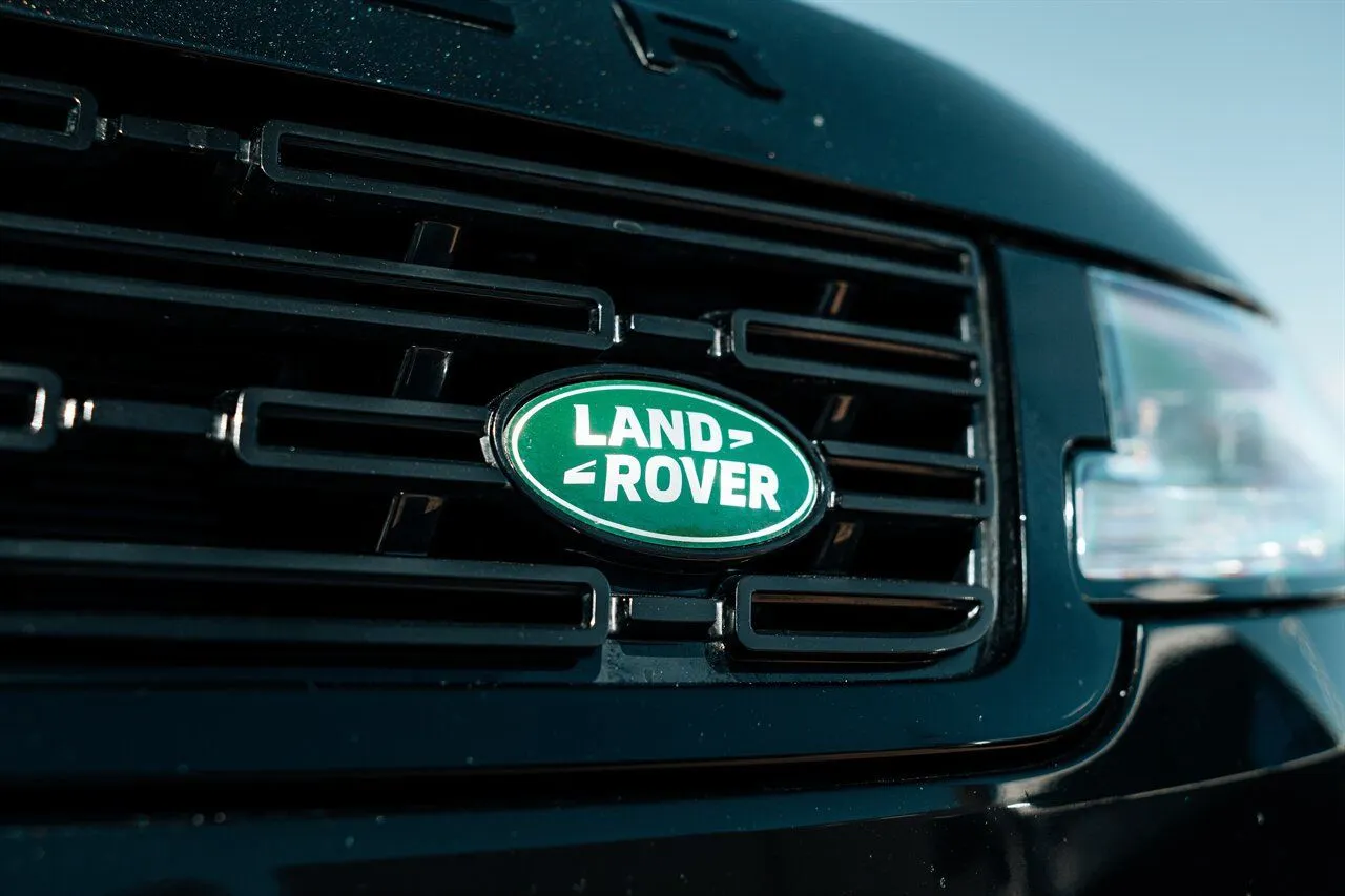 Land Rover Range Rover Sport photo 11