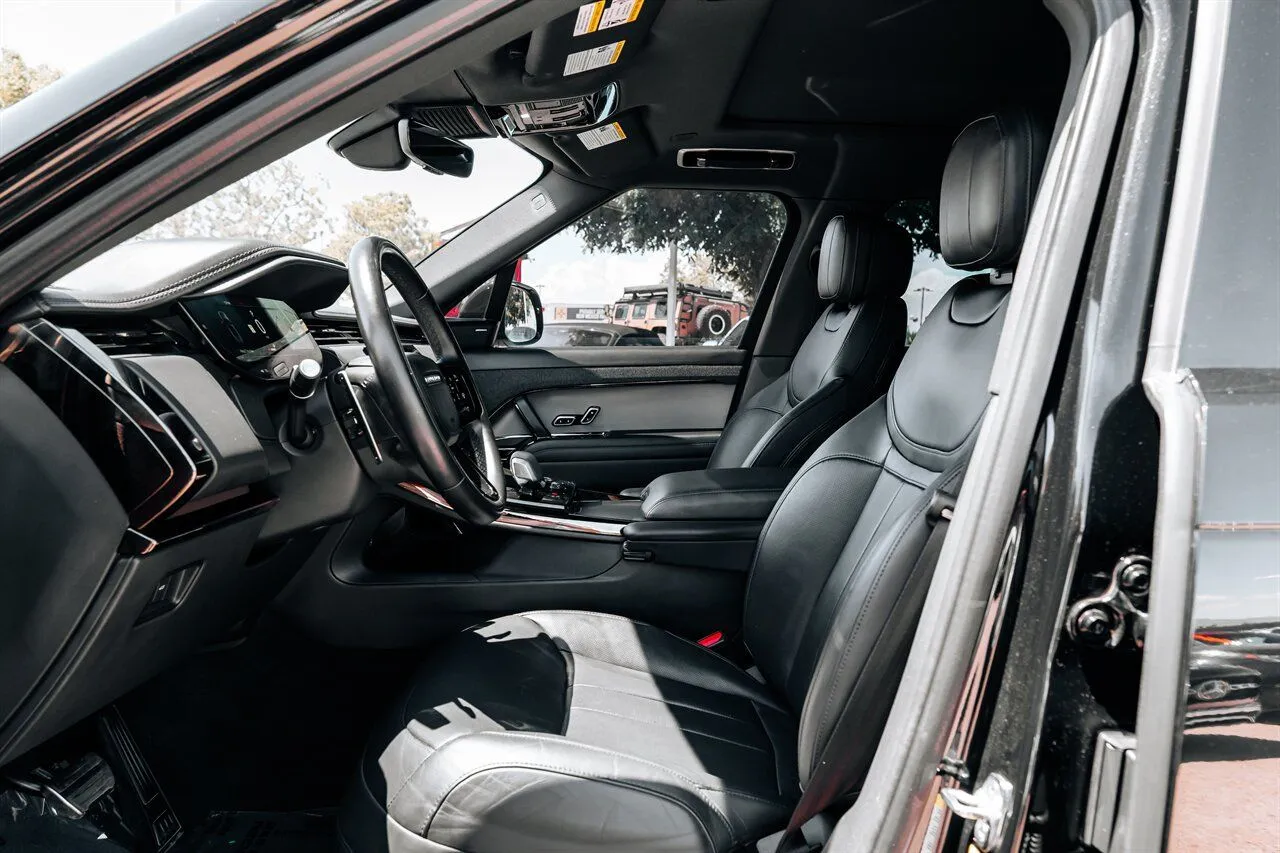 Land Rover Range Rover Sport photo 20