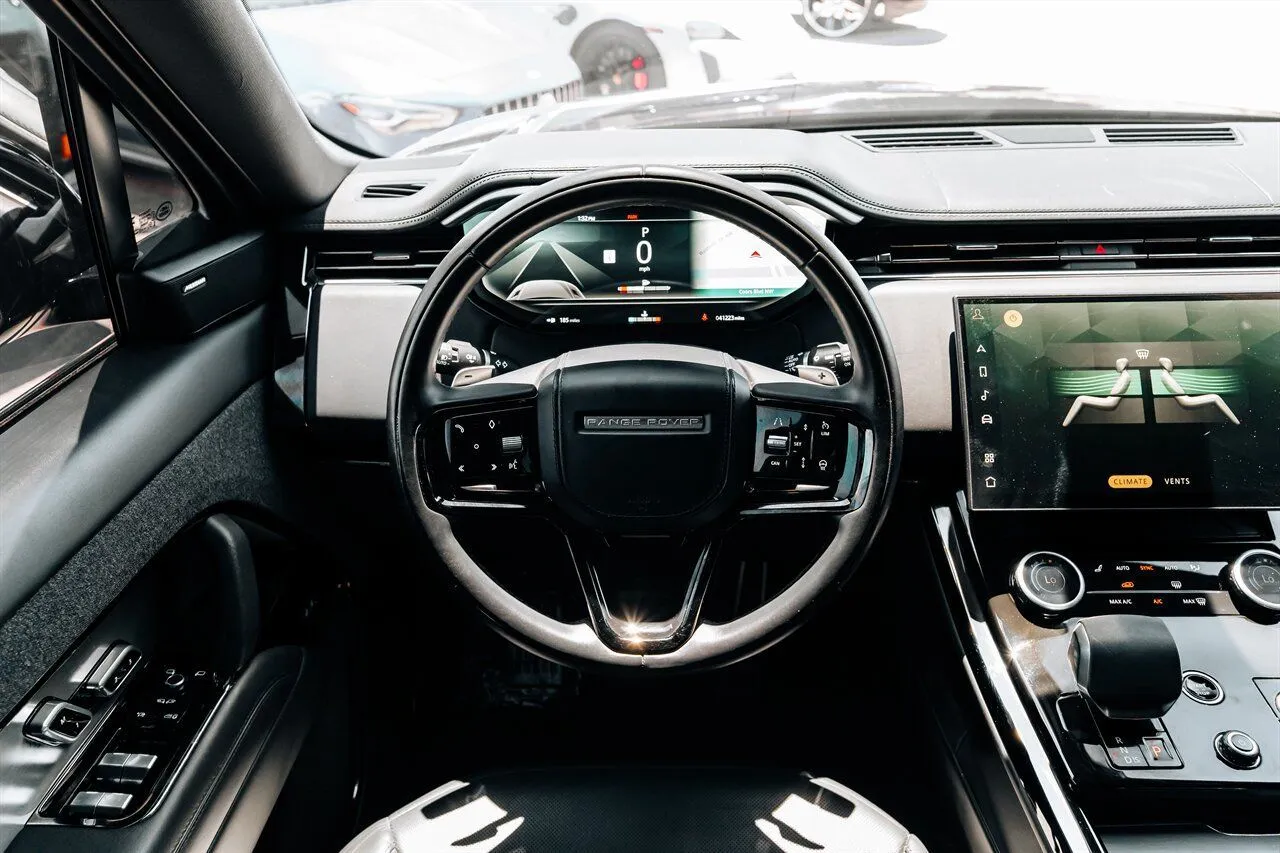 Land Rover Range Rover Sport photo 25