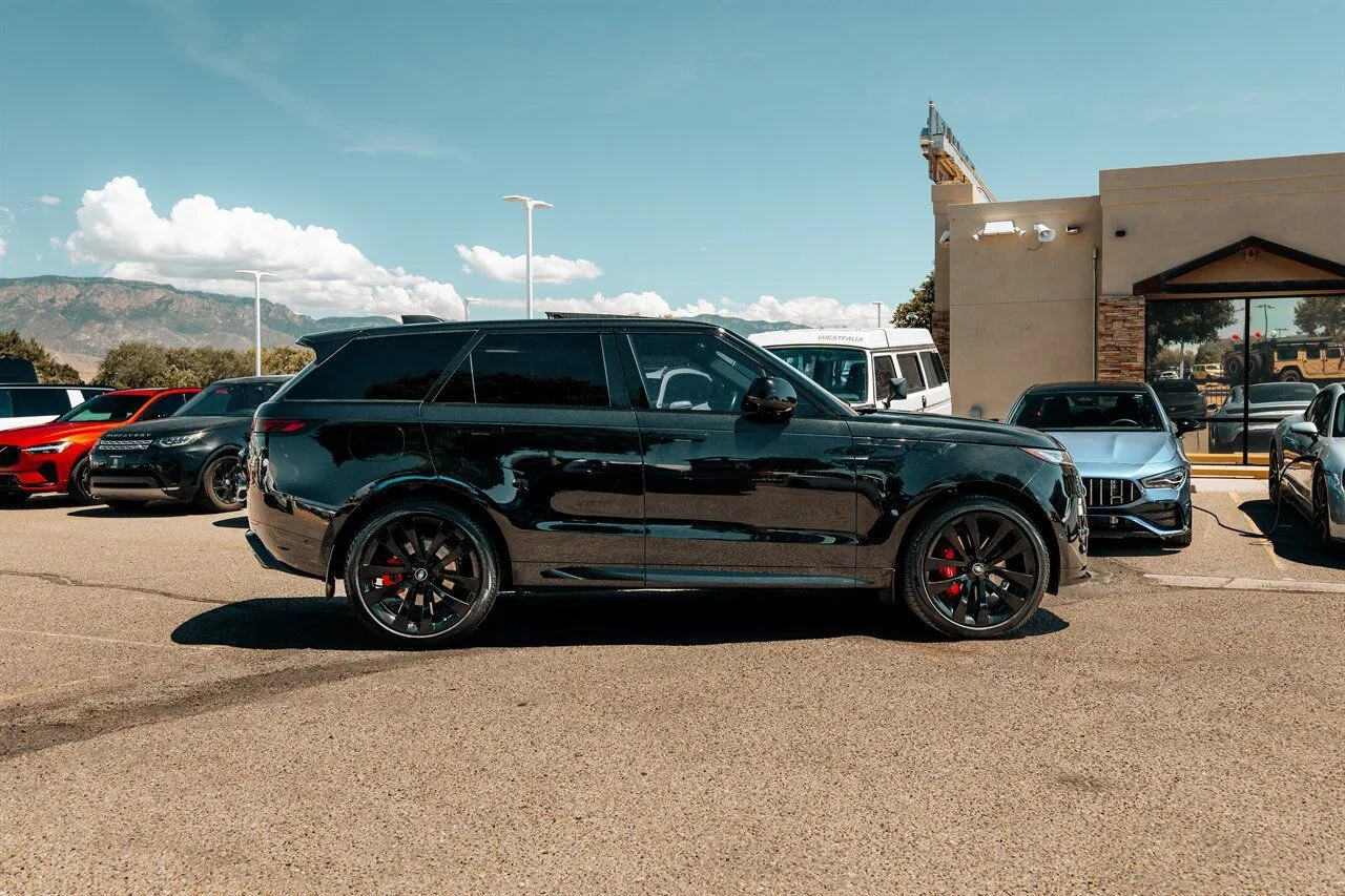Land Rover Range Rover Sport photo 8