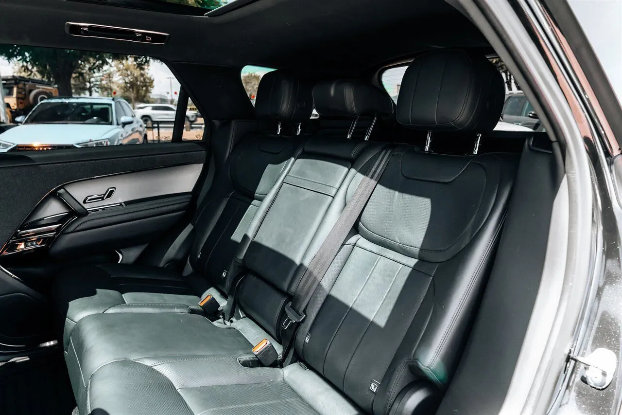 Land Rover Range Rover Sport photo 44