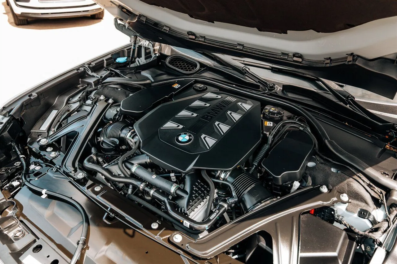BMW 7 Series photo 57