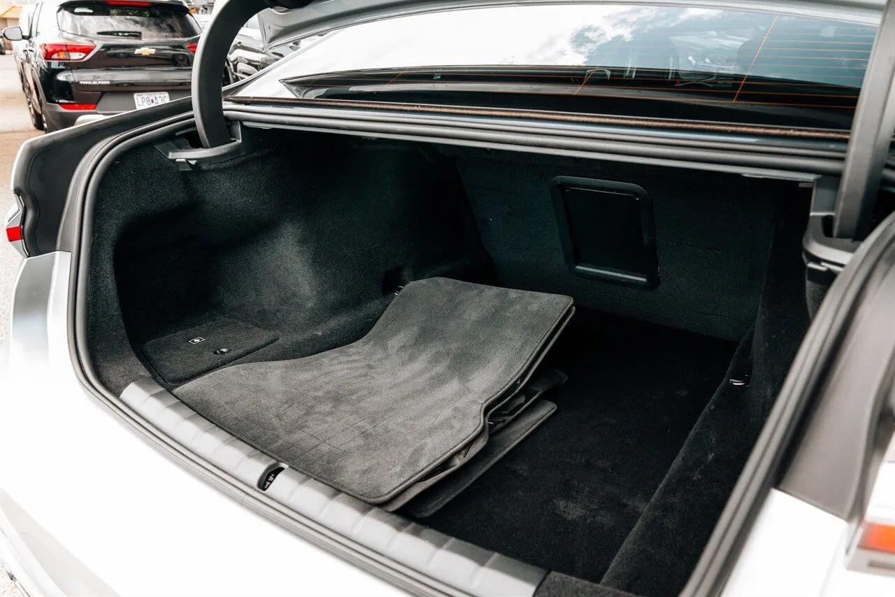 BMW 7 Series photo 49