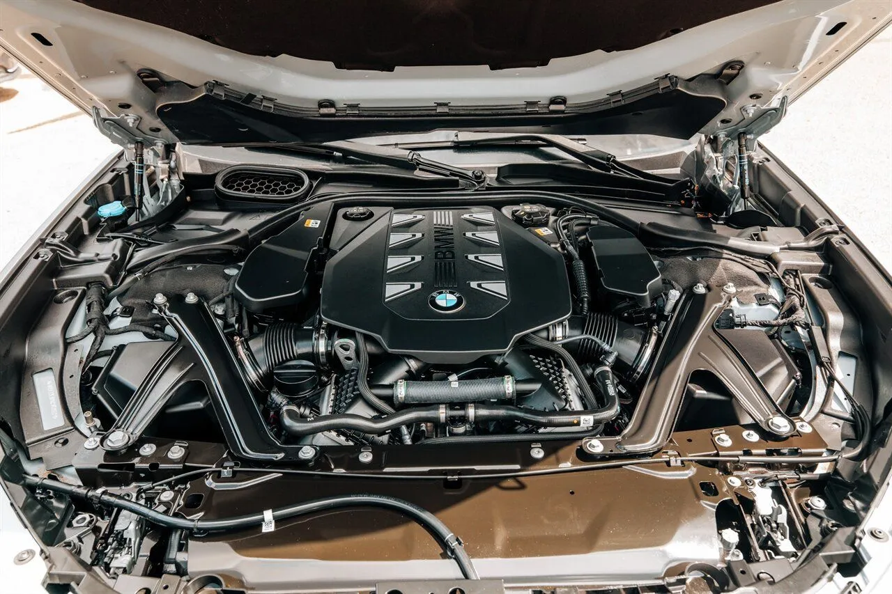 BMW 7 Series photo 58