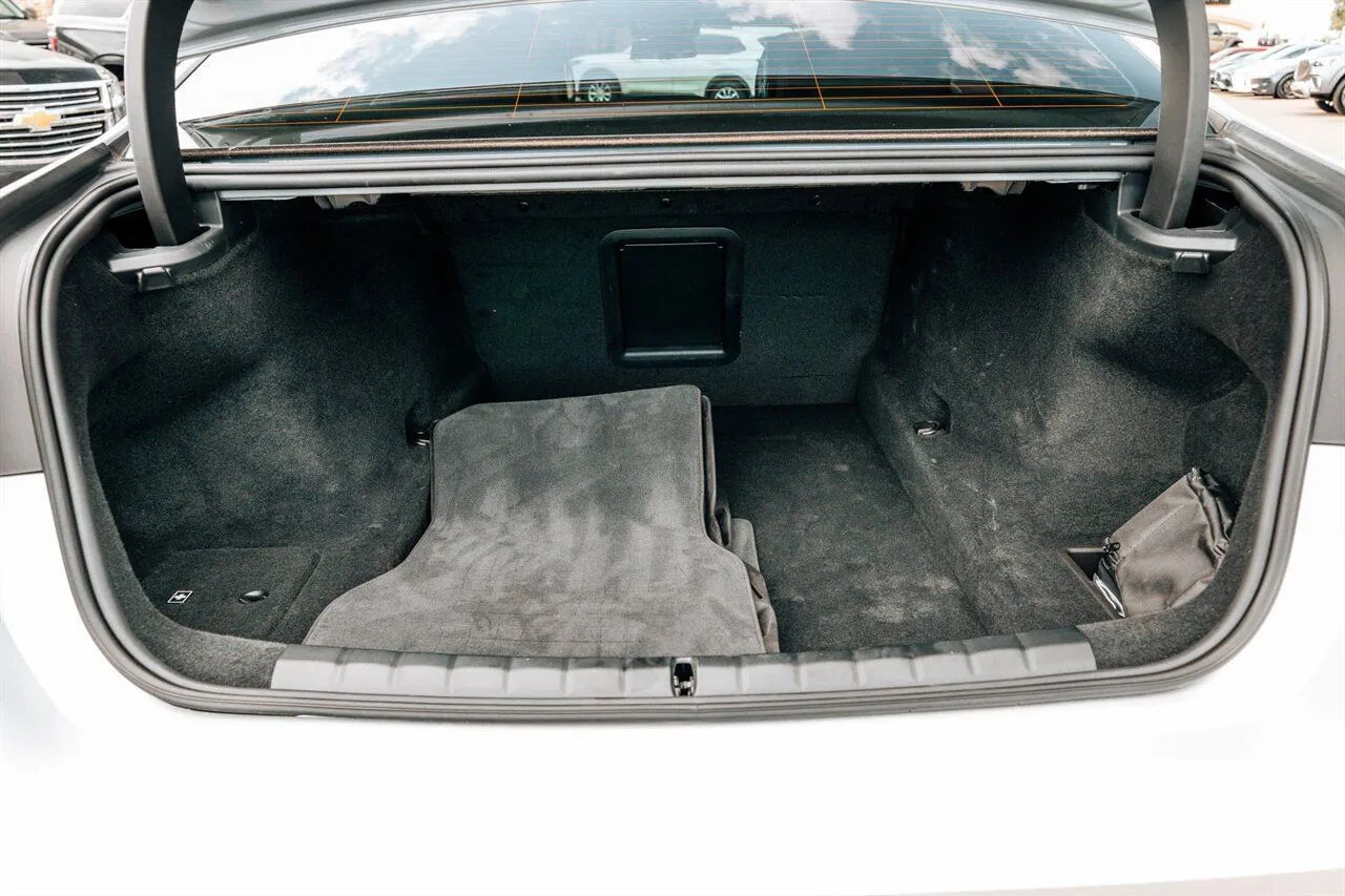 BMW 7 Series photo 48