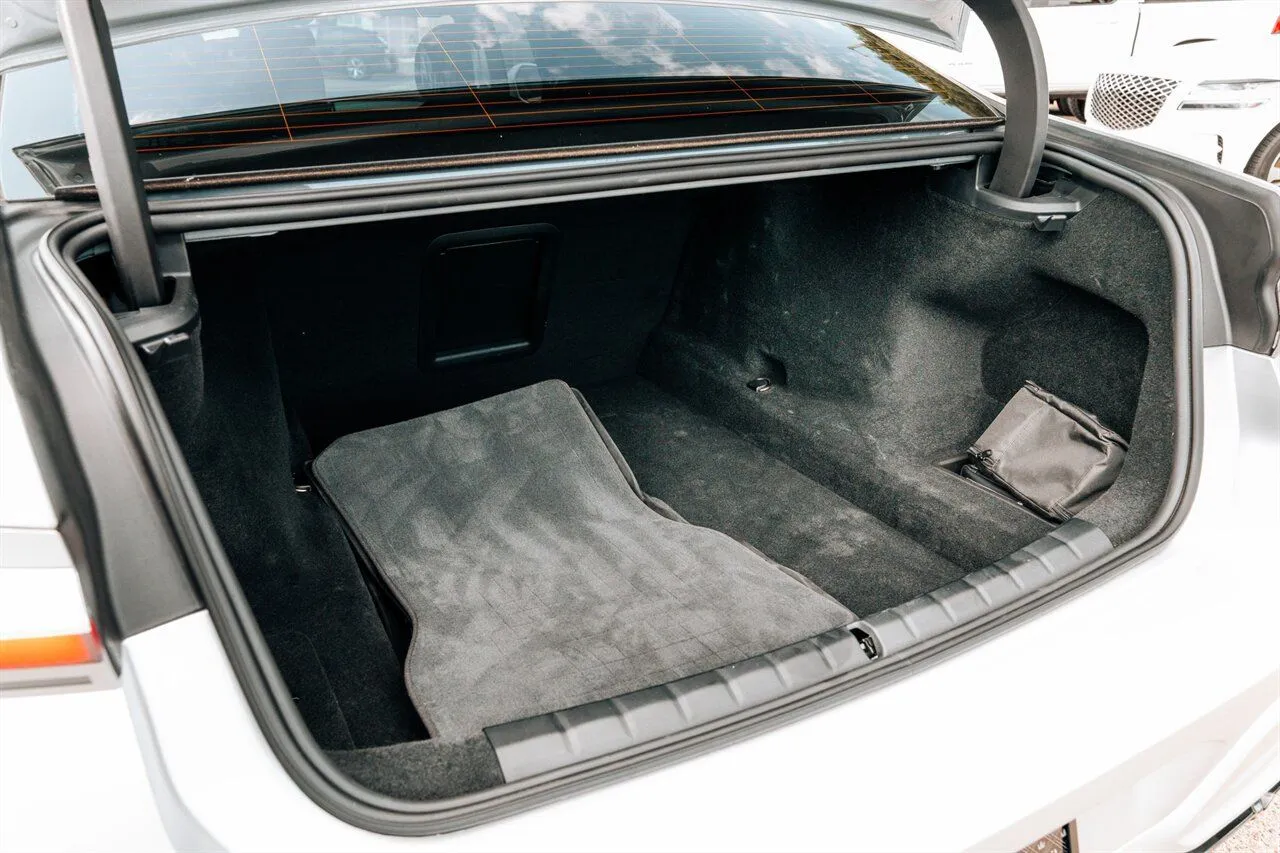 BMW 7 Series photo 47