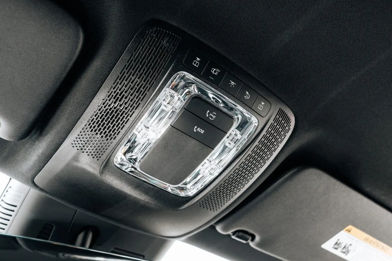 Mercedes-Benz GLA photo 38