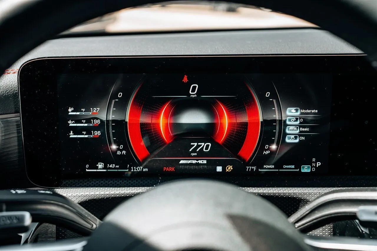 Mercedes-Benz CLA photo 34
