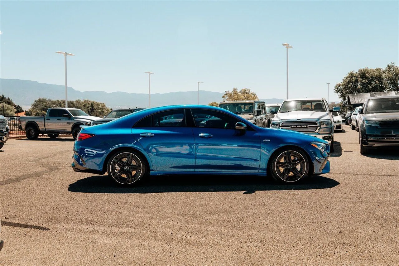 Mercedes-Benz CLA photo 8