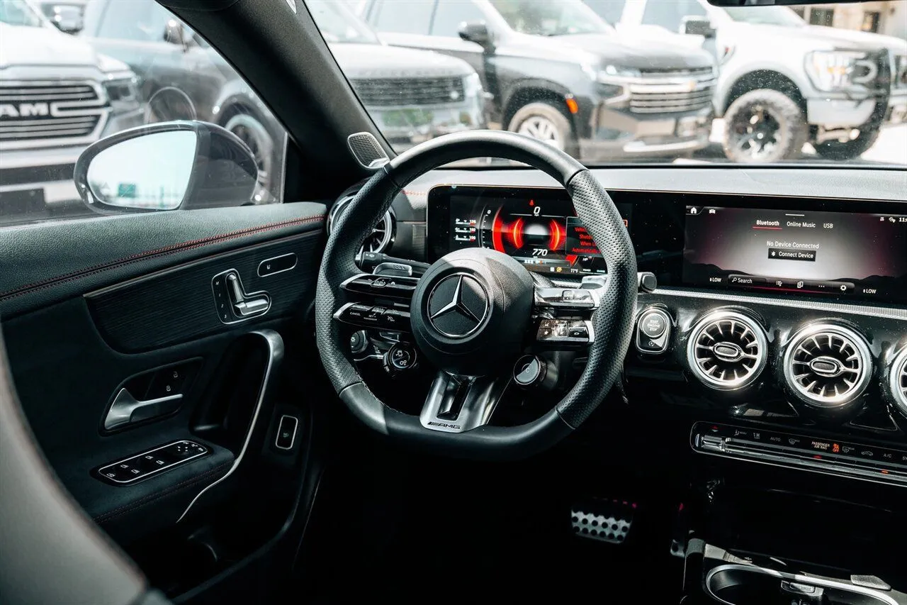 Mercedes-Benz CLA photo 26