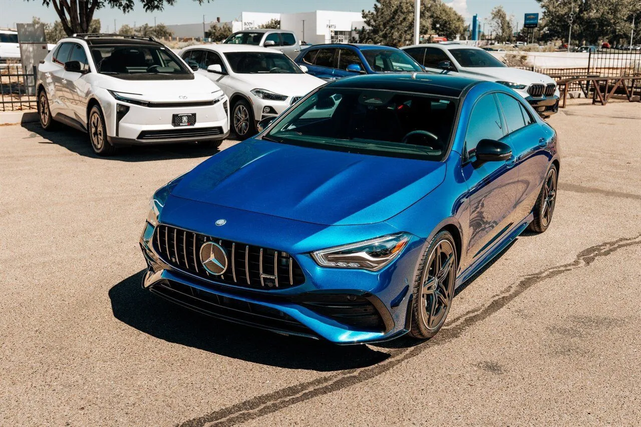 Mercedes-Benz CLA photo 16