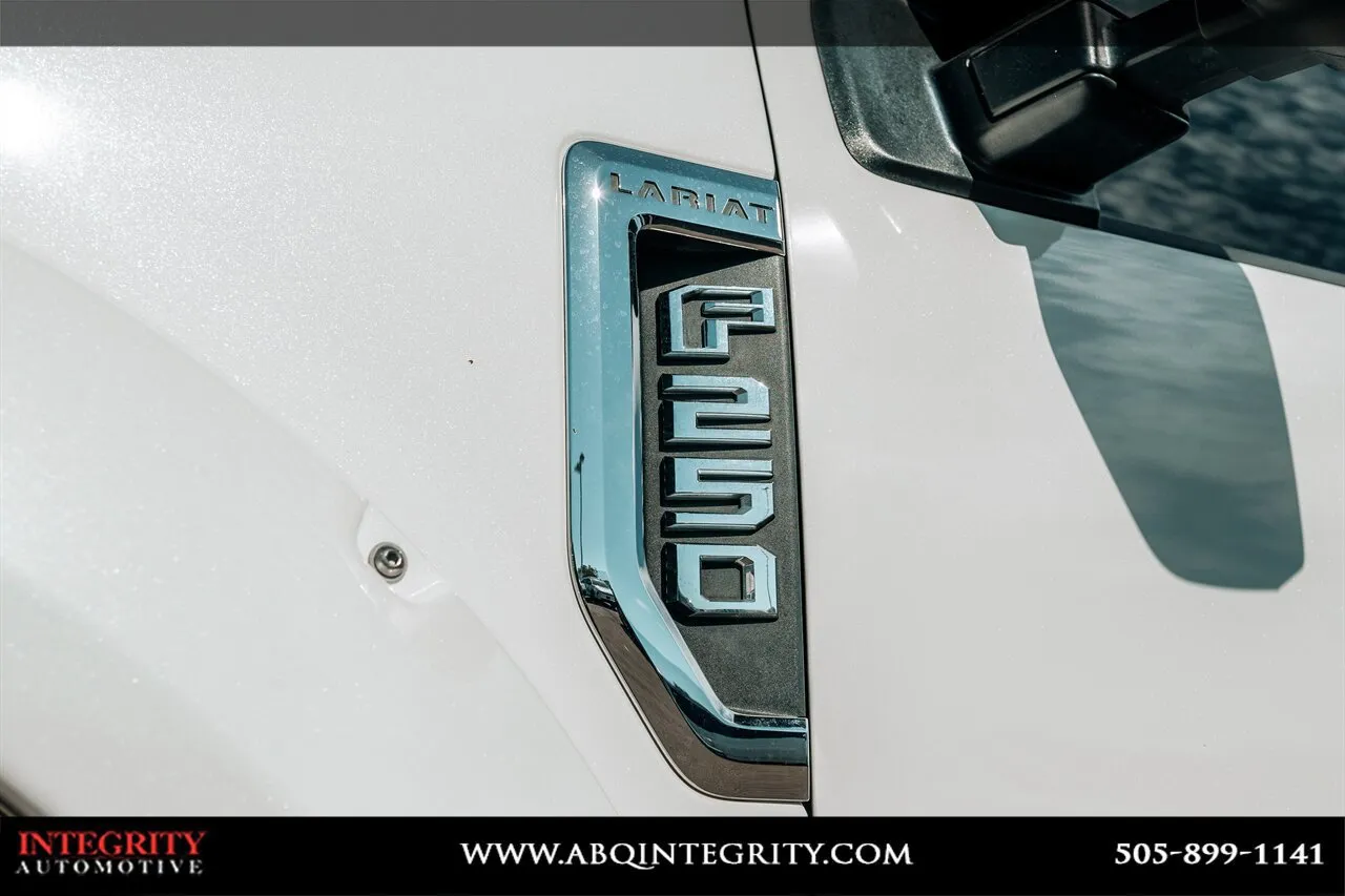 Ford F-250SD photo 11