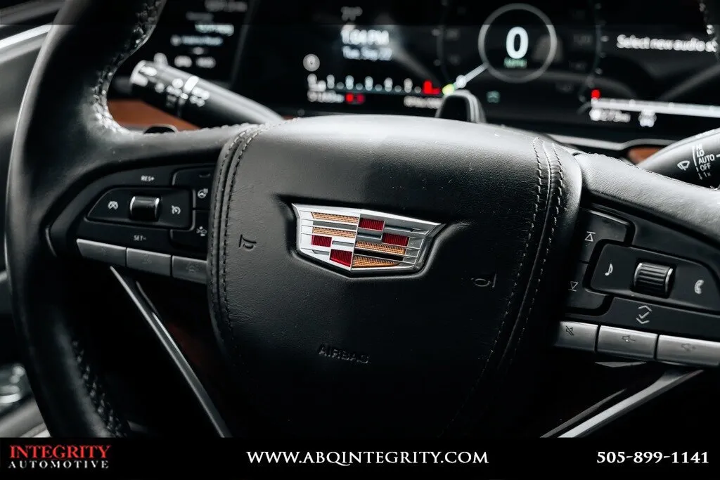 Cadillac Escalade photo 26