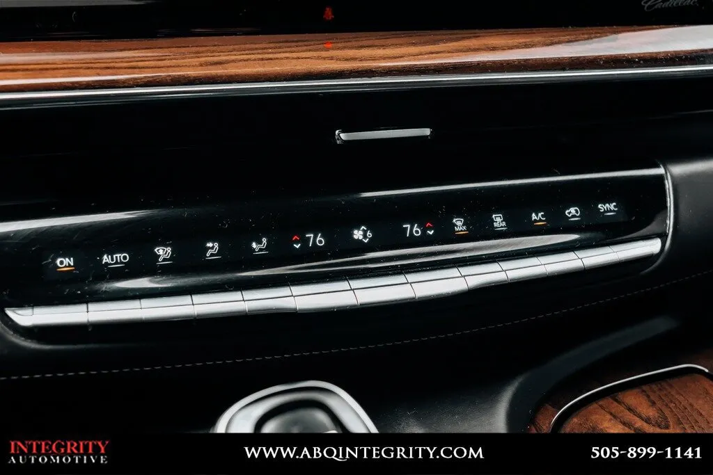 Cadillac Escalade photo 34