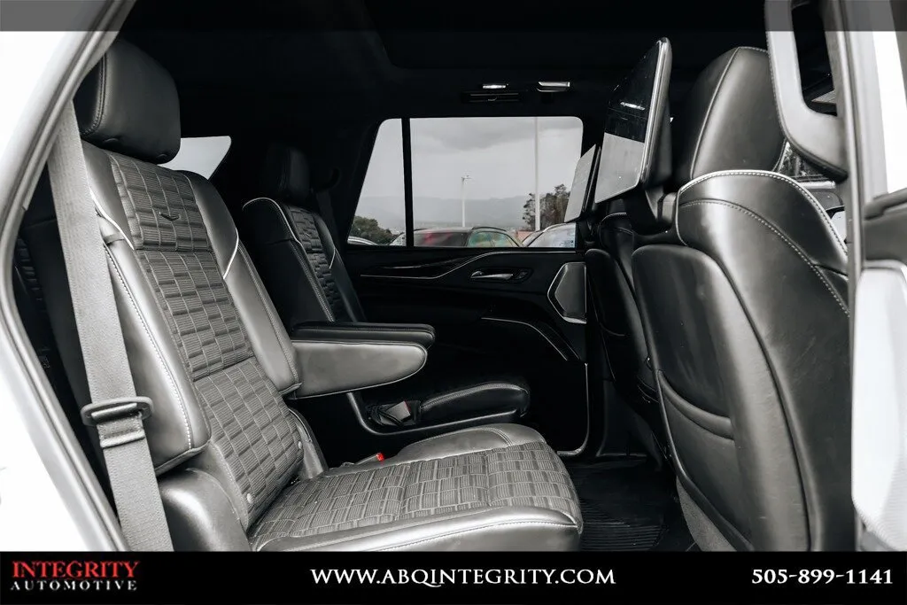 Cadillac Escalade photo 58