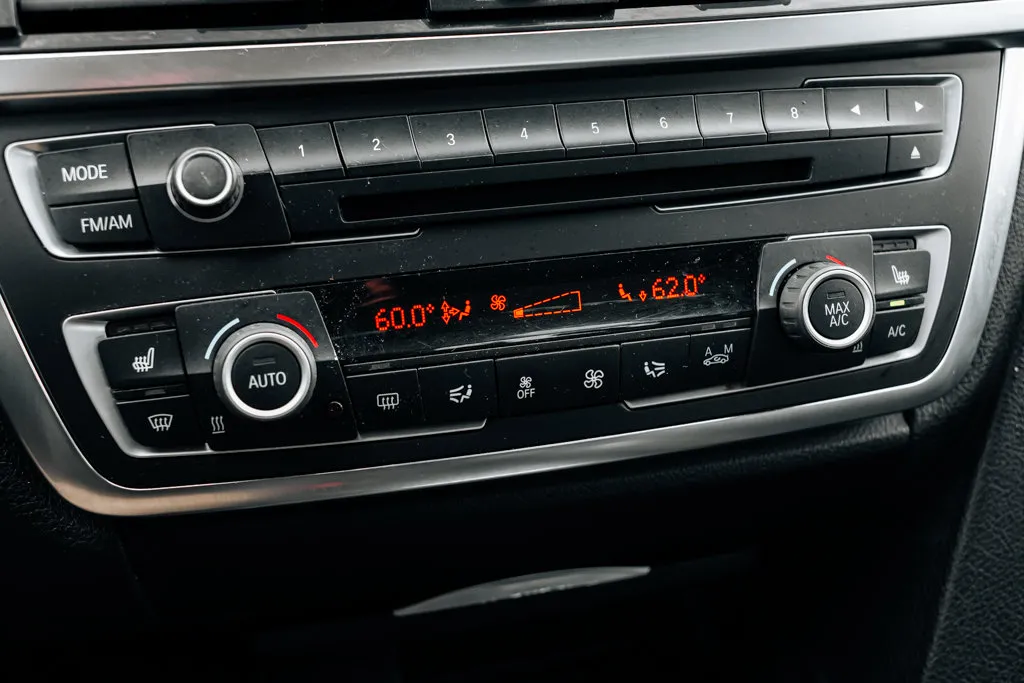 BMW 3 Series photo 31
