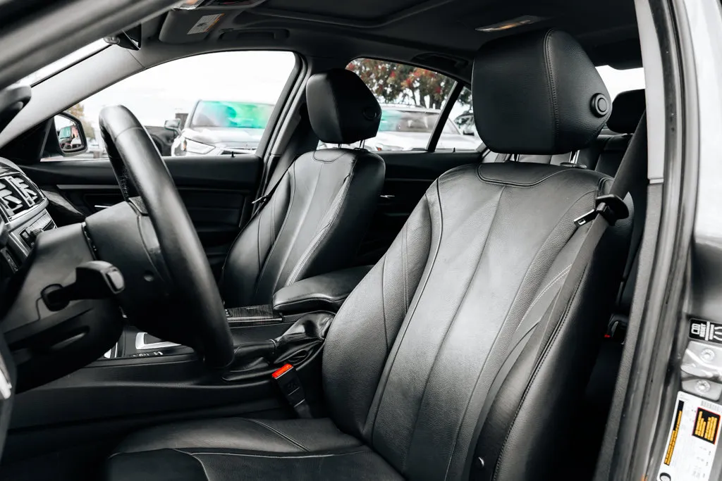 BMW 3 Series photo 20
