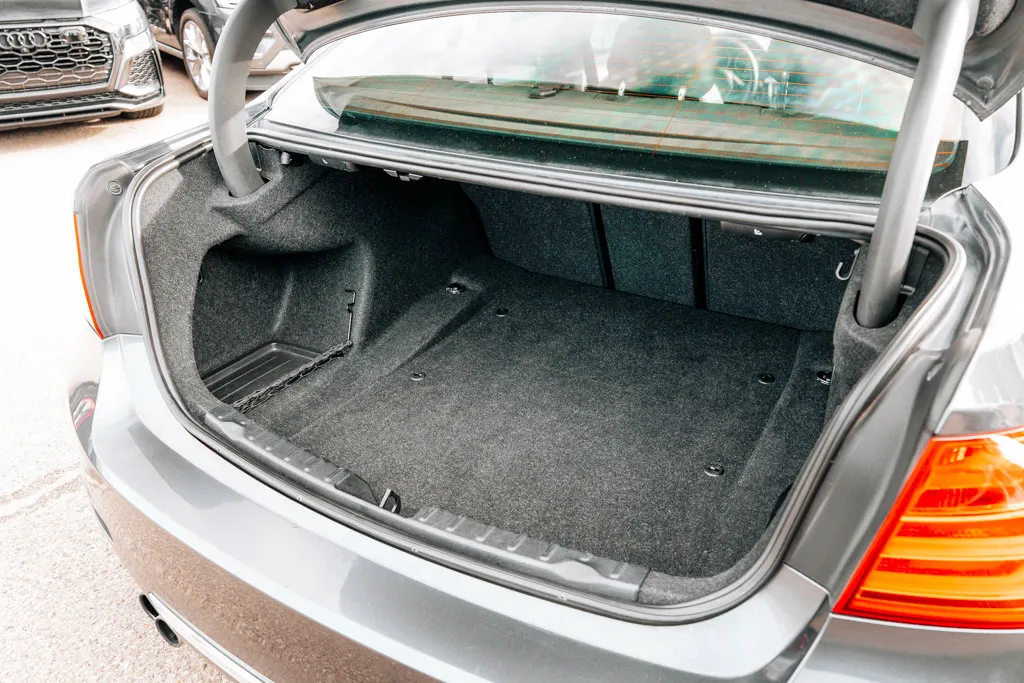 BMW 3 Series photo 46
