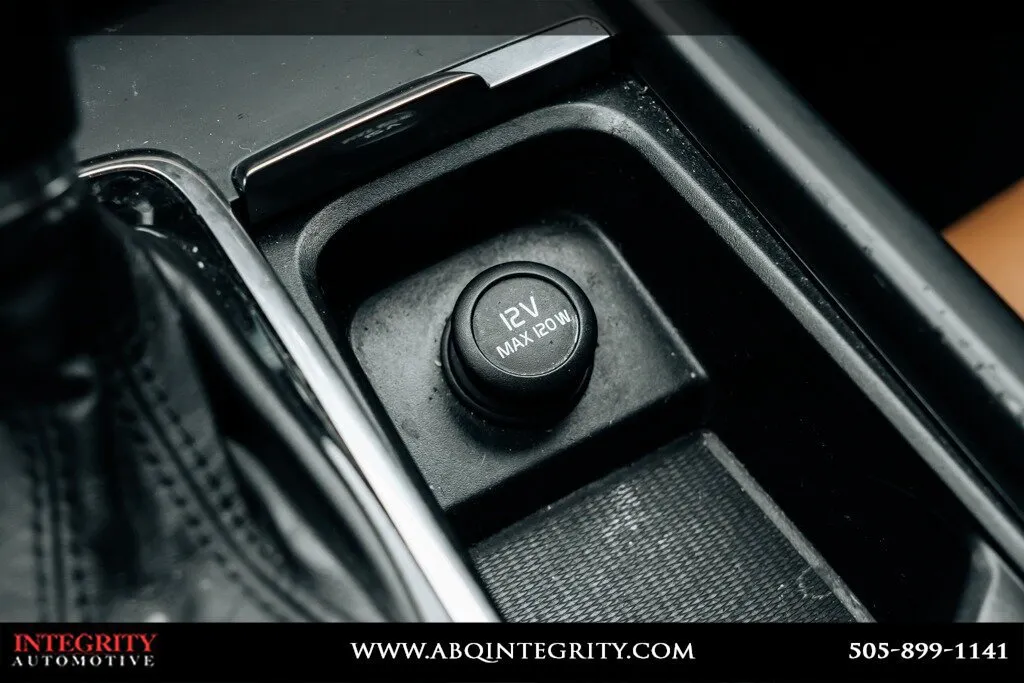 Volvo S90 photo 33