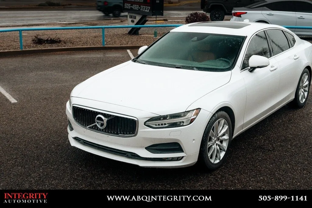 Volvo S90 photo 12